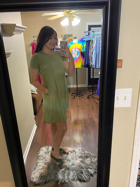 Olivia Midi Pocket Dress in Sage