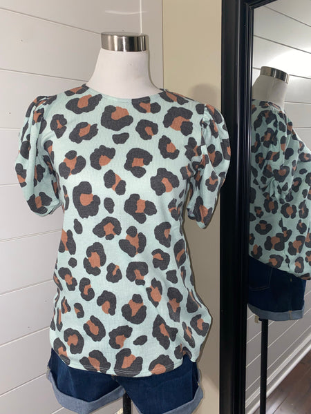 Puff Sleeve Leopard Thermal Top